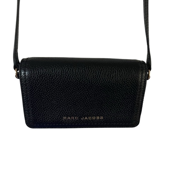 Marc Jacobs Black Crossbody Lather  Bag Sleek Design - Picture 4 of 8